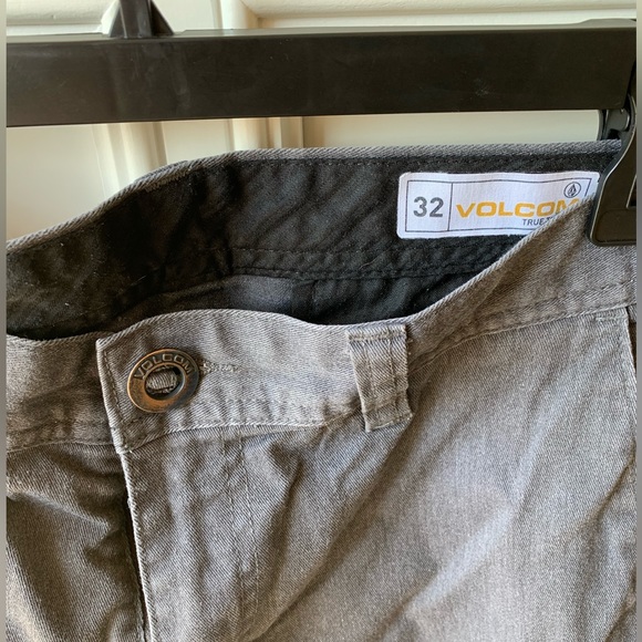 Volcom pants - Picture 3 of 3